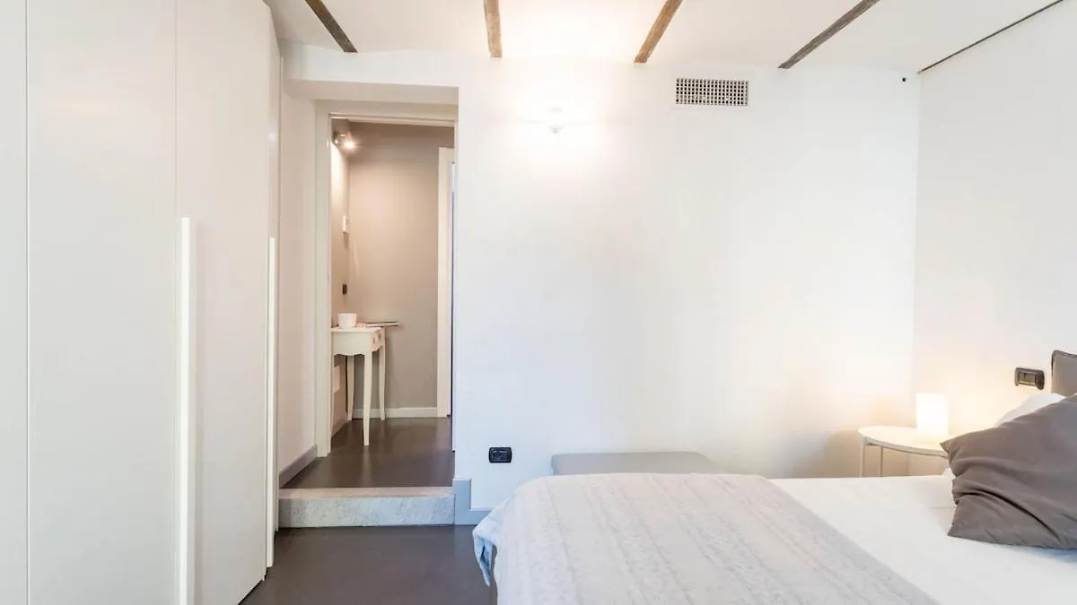 Apartment Tommy'S Place - Como City Center